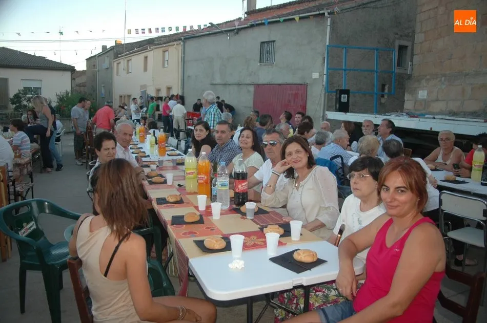 Foto 2 - En Fuentes de Masueco se despiden de las fiestas con un excelente sabor de boca  