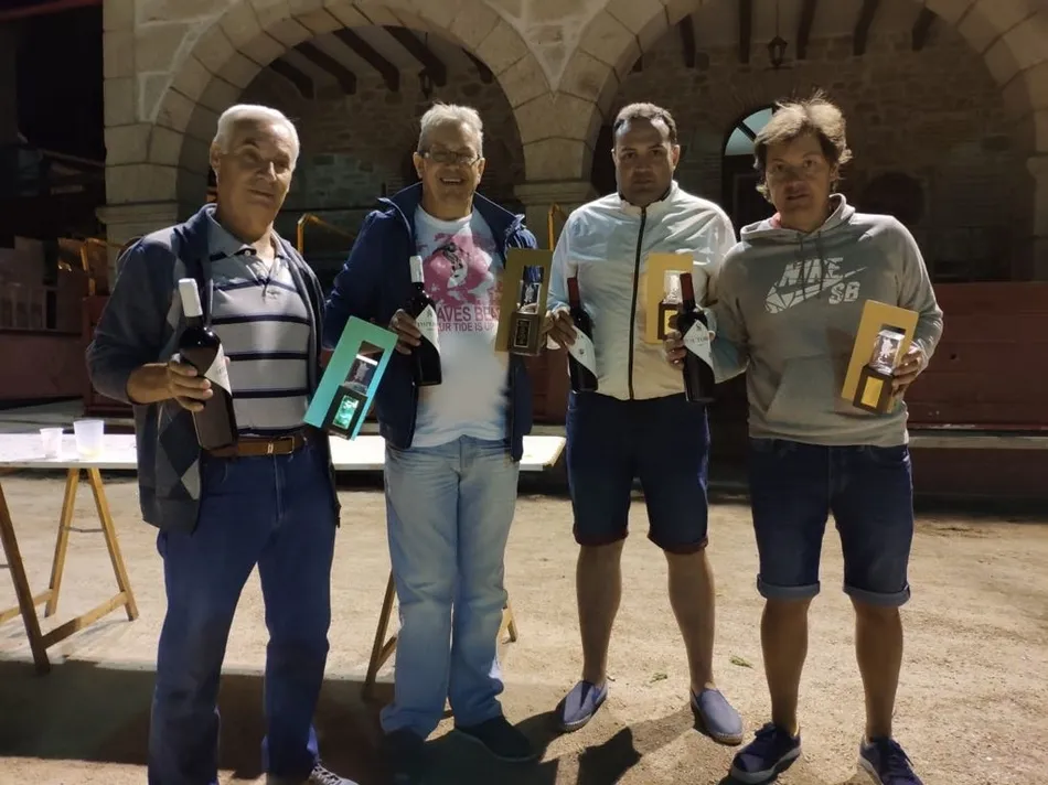 Foto 11 - Los m&aacute;s peque&ntilde;os de Villarino tambi&eacute;n disfrutan de las fiestas  