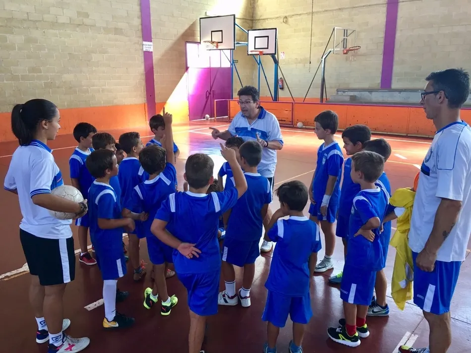 Foto 10 - La segunda semana del Campus de F&uacute;tbol Sala y F&uacute;tbol &lsquo;Ledesma 2018&rsquo; cuenta con 30...