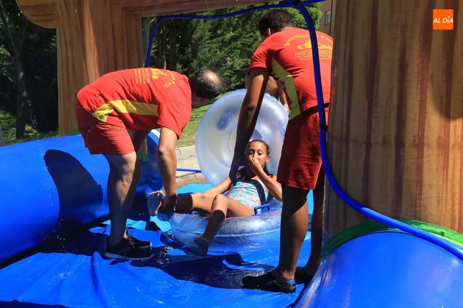 Foto 2 - La Fiesta del Agua asegura una diversi&oacute;n refrescante para todos los p&uacute;blicos