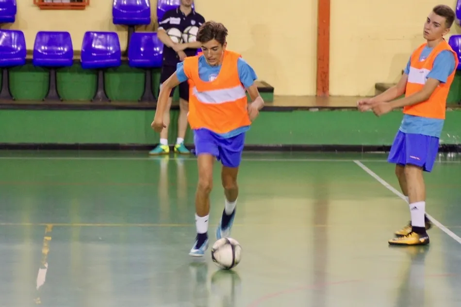 Foto 5 - Los equipos de Divisi&oacute;n de honor del FS Salamanca comienzan la pretemporada  