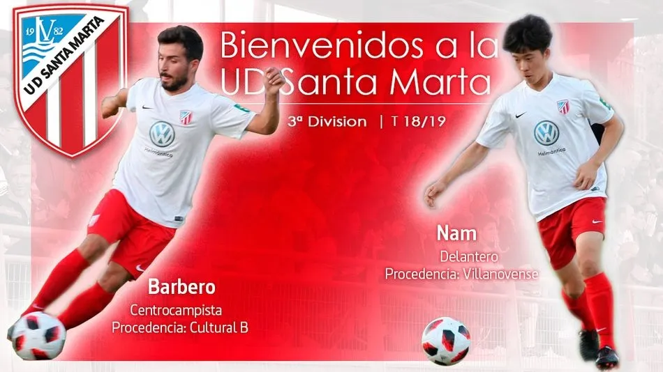 Cartel anunciando el fichaje de ambos futbolistas.