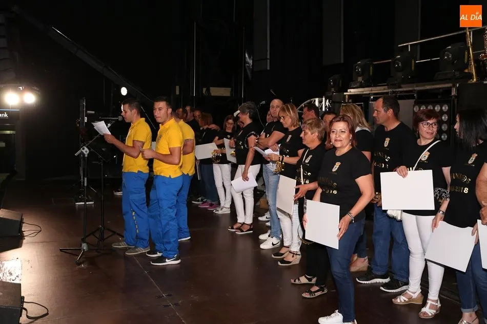 Foto 7 - &ldquo;Ole&rdquo; por los Quintos del 68