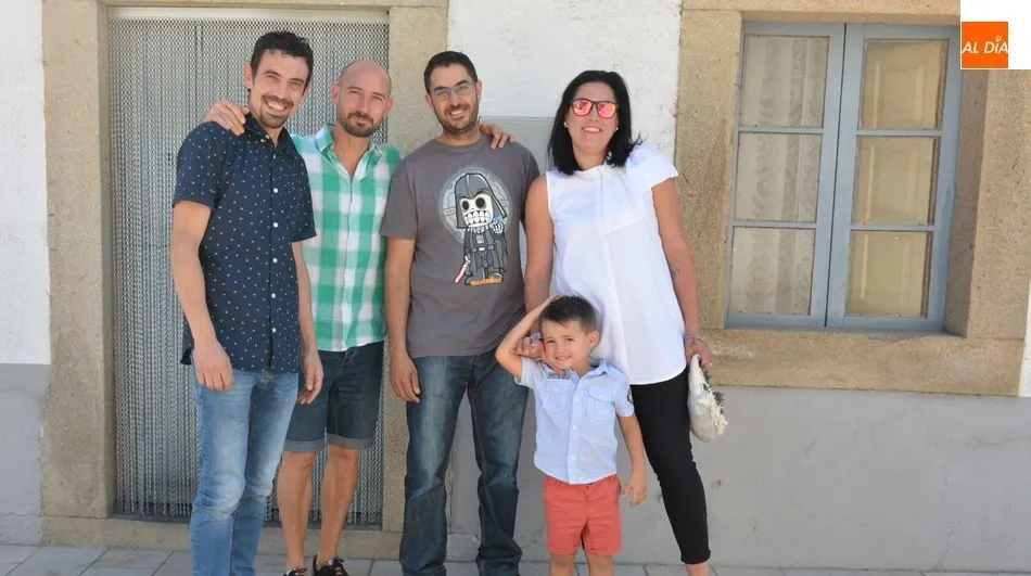 Foto 4 - Los lumbralenses acuden un a&ntilde;o m&aacute;s a la cita con la Virgen de la Asunci&oacute;n, patrona de la villa