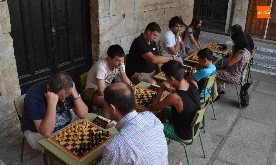 Foto 10 - El Torneo de Ajedrez Rel&aacute;mpago bate su r&eacute;cord de participaci&oacute;n  