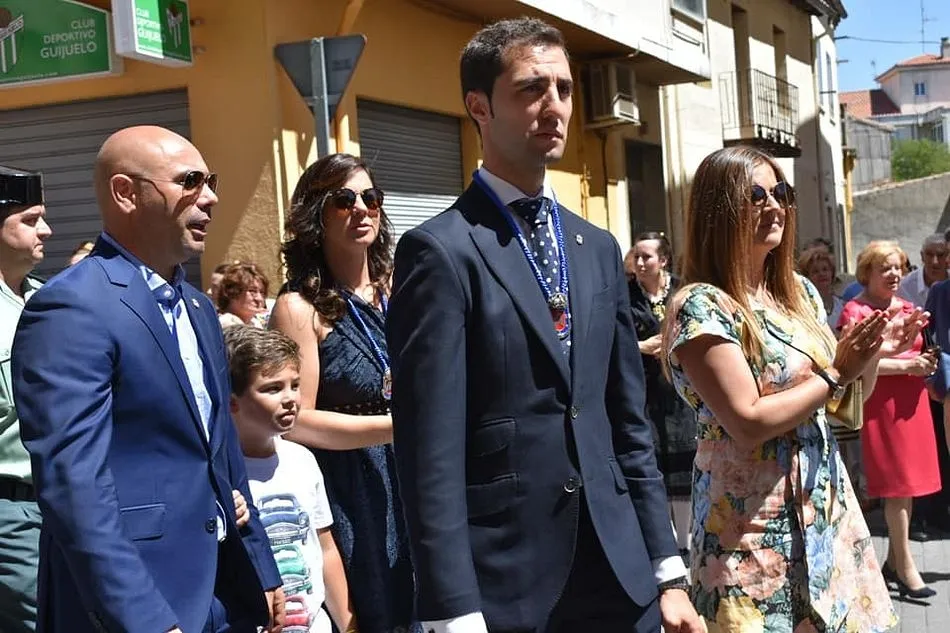 Foto 10 - Sentido homenaje a la Virgen de la Asunci&oacute;n en Guijuelo