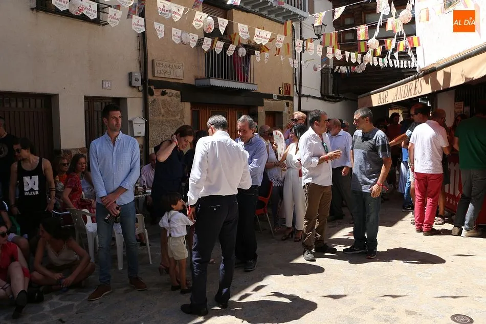 Foto 6 - Dia grande de los festejos en Sequeros
