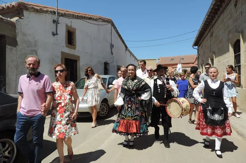 Foto 4 - Aldearrubia honra a la Virgen de la Asunci&oacute;n en el &uacute;ltimo d&iacute;a de sus fiestas
