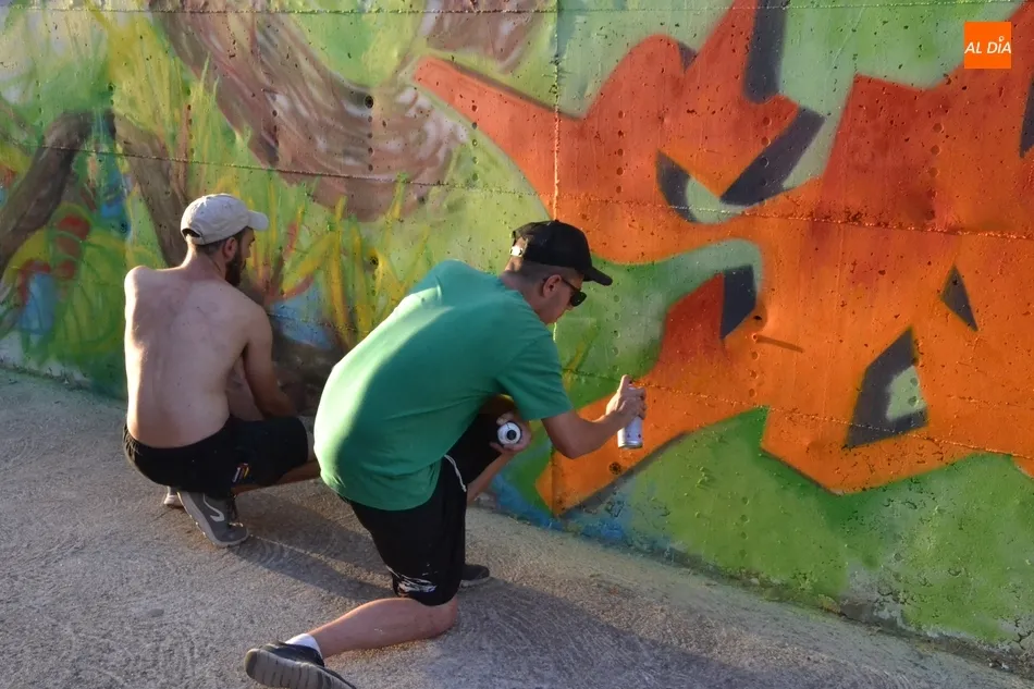 Foto 2 - CROMA crea un nuevo mural inspirado en la selva  