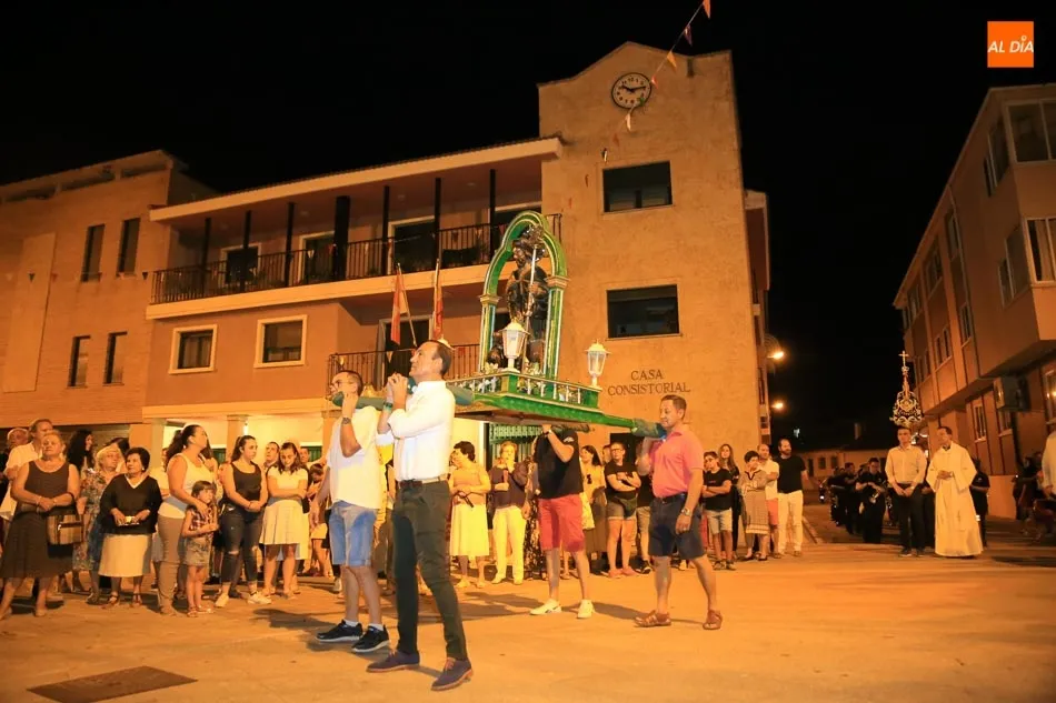 Foto 11 - Novena y procesi&oacute;n en la v&iacute;spera del d&iacute;a grande de las fiestas de Carbajosa