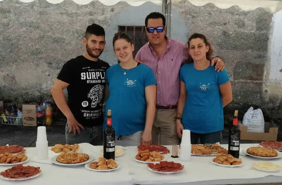 Foto 2 - Finalizan las fiestas veraniegas de Fuentes de O&ntilde;oro en honor a Nuestra Se&ntilde;ora de la Asunci&oacute;n  