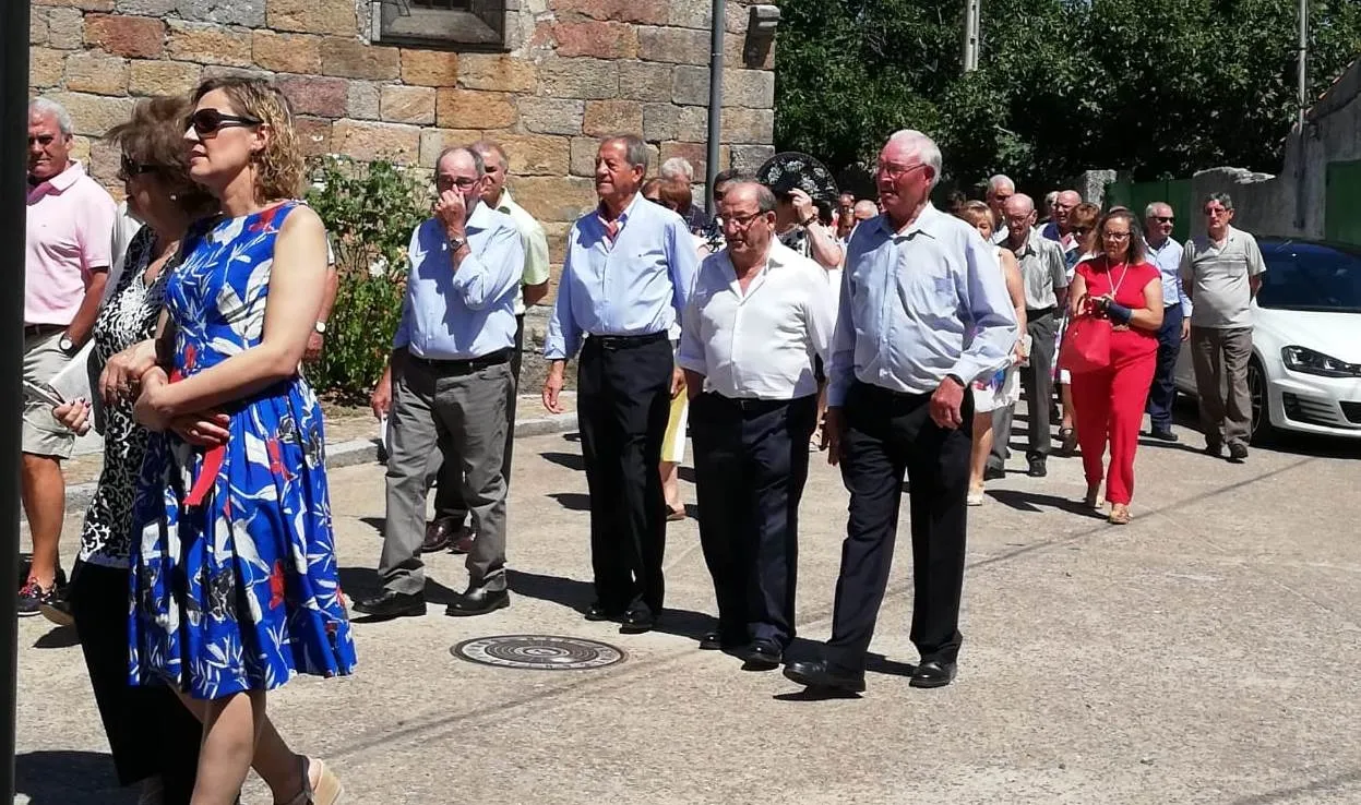 Foto 7 - Finalizan las fiestas veraniegas de Fuentes de O&ntilde;oro en honor a Nuestra Se&ntilde;ora de la Asunci&oacute;n  