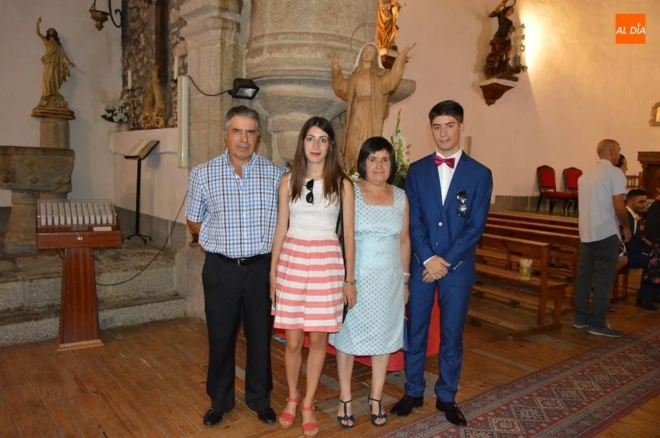 Foto 10 - Sentido homenaje a la Virgen de la Asunci&oacute;n