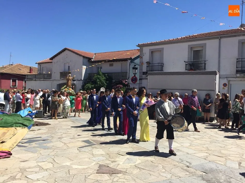 Foto 5 - Sentido homenaje a la Virgen de la Asunci&oacute;n
