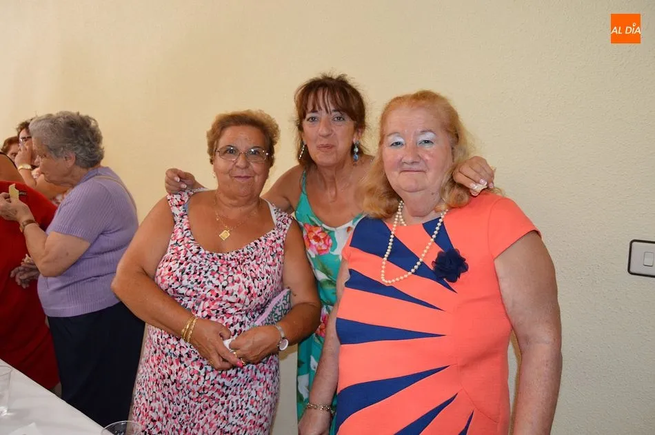 Foto 2 - Sentido homenaje a la Virgen de la Asunci&oacute;n