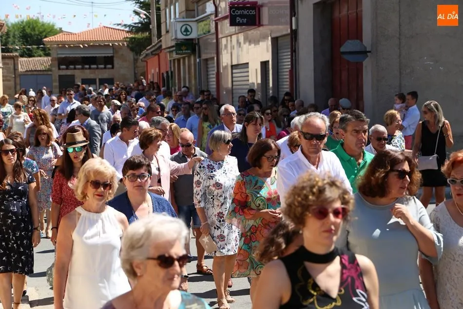 Babilafuente rinde honores a San Roque con folclore charro