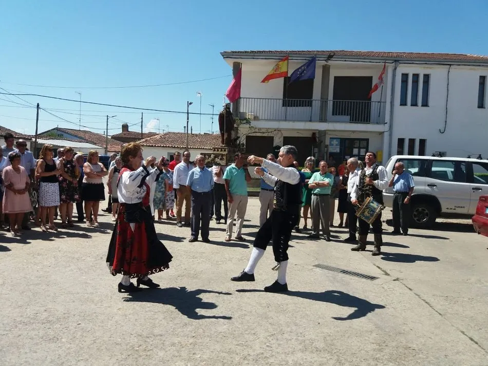 Foto 6 - Barbadillo rinde honores a San Roque con misa y procesi&oacute;n