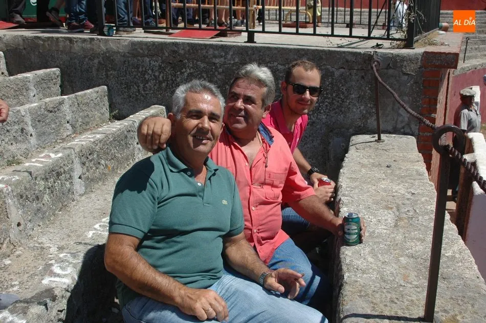 Foto 7 - Gran expectaci&oacute;n en el desenjaule de la corrida de Padilla, Castella y Lean Vicens en Vitigudino  