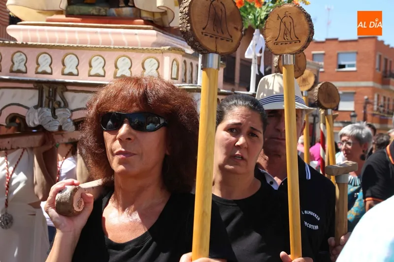 Foto 10 - Macotera se echa a las calles para honrar y bailar a San Roque en su d&iacute;a grande
