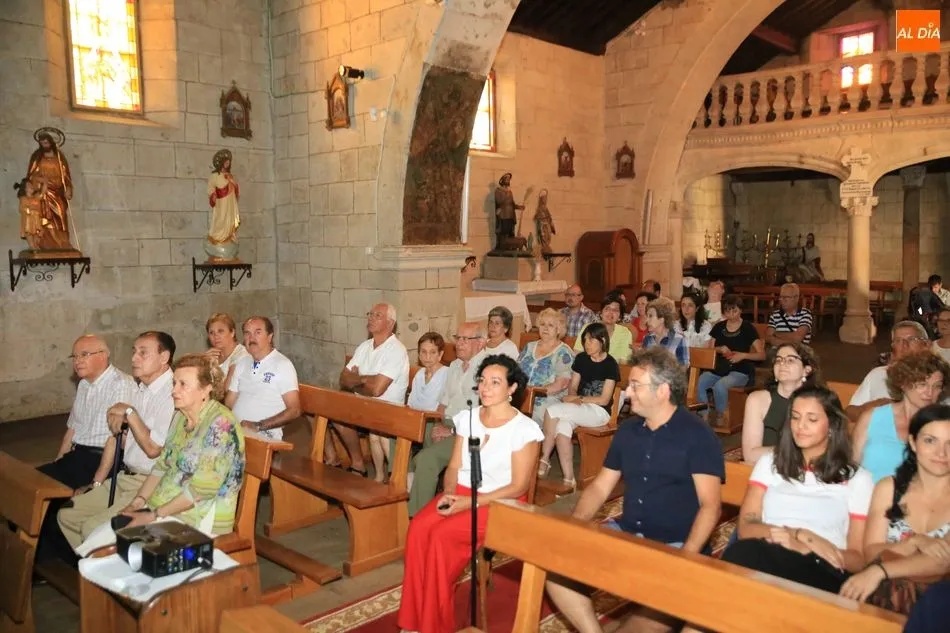 Foto 3 - La iglesia de Calzada de Valdunciel estrena los restaurados&nbsp;retablos  