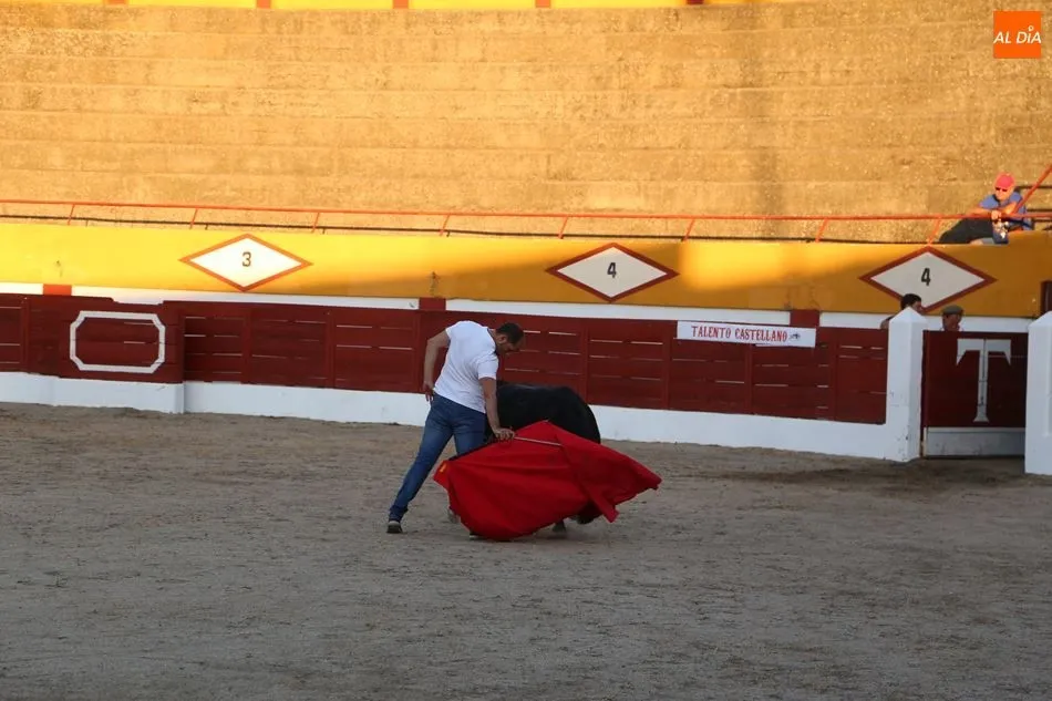 Foto 4 - David S&aacute;nchez vence en el concurso de cortes de Babilafuente