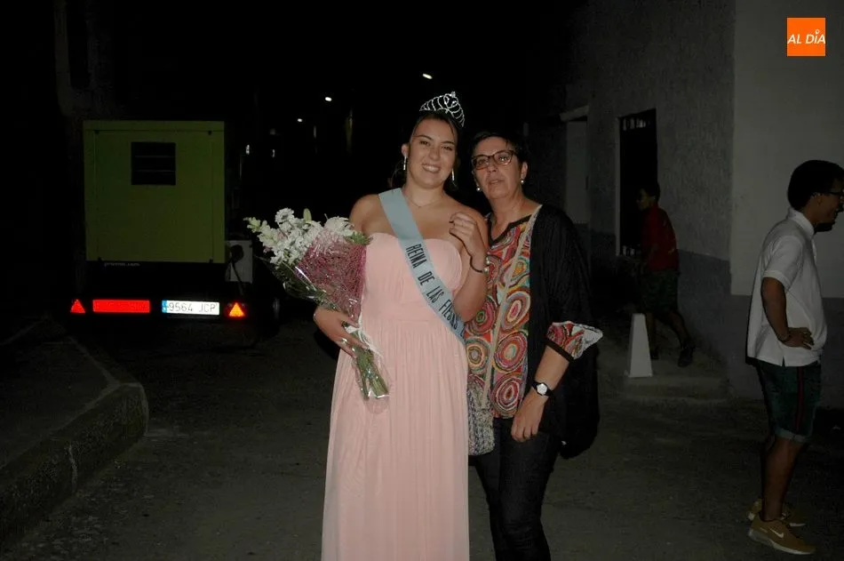 Foto 4 - Nuria Mart&iacute;n Ramos reina ya en las fiestas de Cip&eacute;rez  