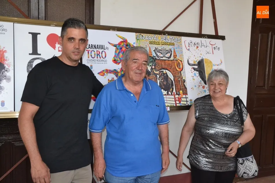 Foto 2 - El mirobrigense David Sierra Mart&iacute;n arrasa con &lsquo;Embistiendo al Carnaval&rsquo; para anunciar el...