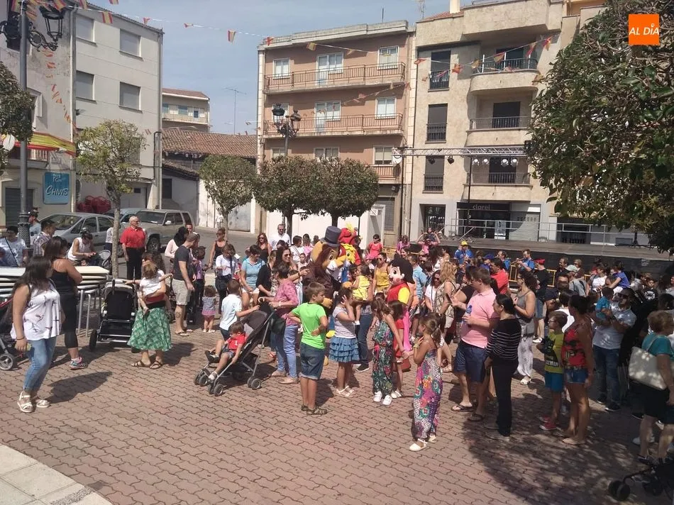 Foto 5 - &Eacute;xito del pasacalles infantil Remember
