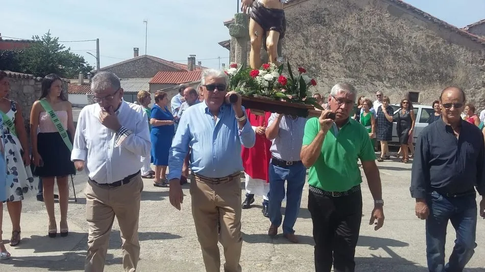 Foto 7 - San Sebasti&aacute;n vuelve a procesionar en agosto  