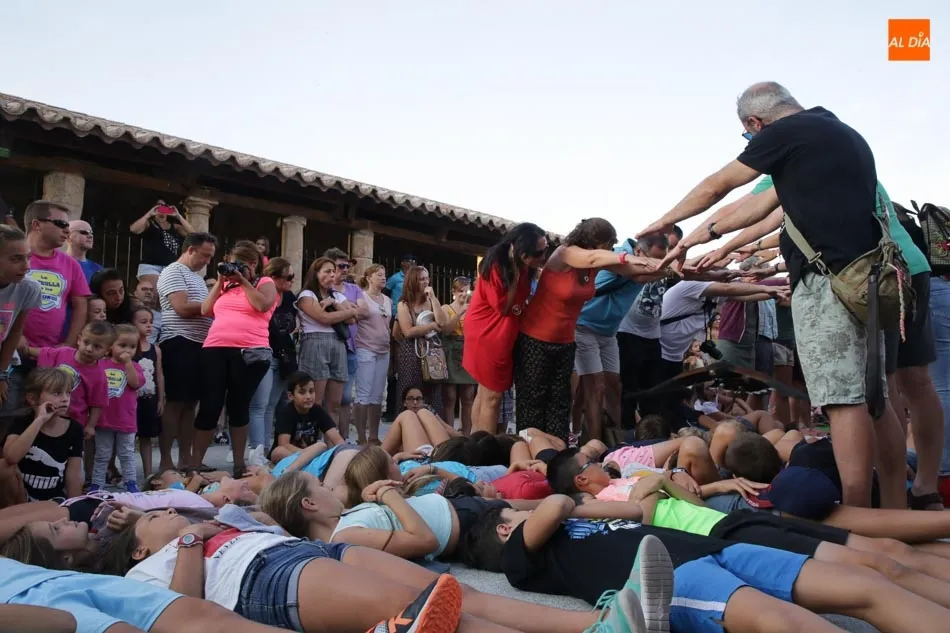 Foto 10 - El espect&aacute;culo de cetrer&iacute;a despierta gran expectaci&oacute;n en Carbajosa