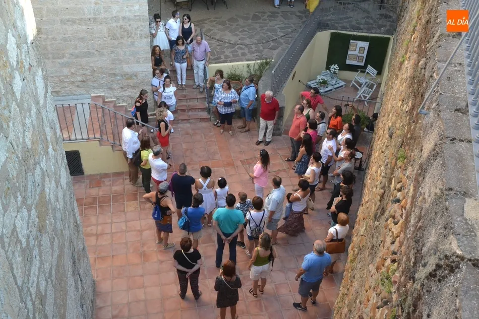 Foto 3 - Las visitas teatralizadas al Parador se desbordan  
