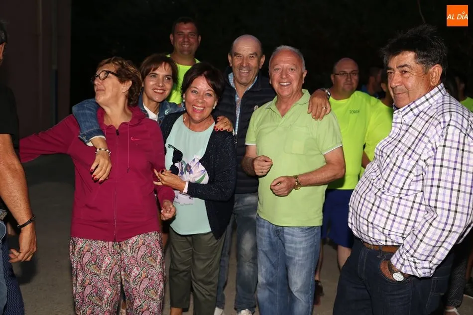 Foto 2 - Un millar de raciones de parrillada para recuperar fuerzas