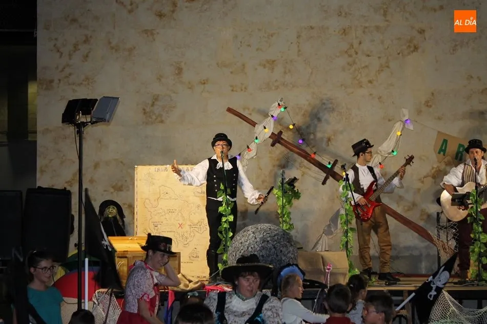 Foto 5 - Los ni&ntilde;os, protagonistas del divertido espect&aacute;culo de Armadanzas