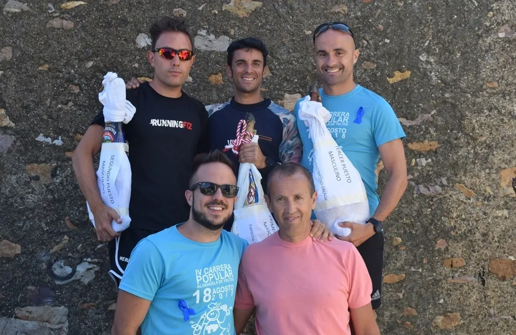 Foto 3 - Alejandro Jim&eacute;nez e Irene Mancebo triunfan entre la marea azul en Aldehuela de Yeltes  
