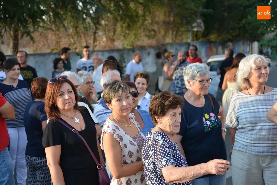 Foto 5 - El &lsquo;Bocat&iacute;n de media tarde&rsquo; congrega a cientos de vecinos en el Parque de Escuelas  