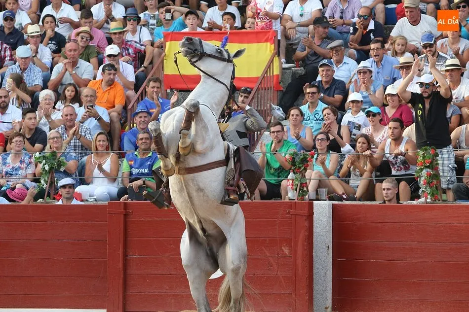 Foto 11 - El Juli y Diego Ventura deleitan al p&uacute;blico en Guijuelo