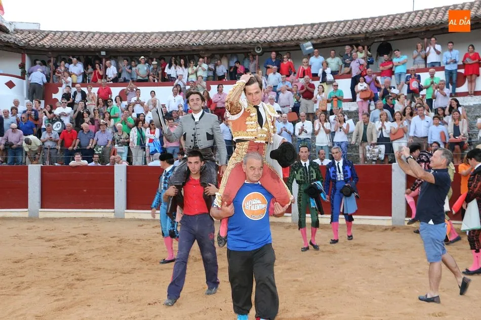 Foto 5 - El Juli y Diego Ventura deleitan al p&uacute;blico en Guijuelo