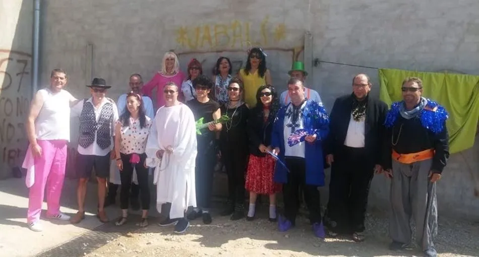 Foto 11 - Los Quintos del 67 celebran una fiesta tem&aacute;tica de los a&ntilde;os 80