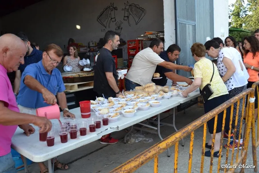 Foto 2 - Las pe&ntilde;as, protagonistas del segundo d&iacute;a de fiestas
