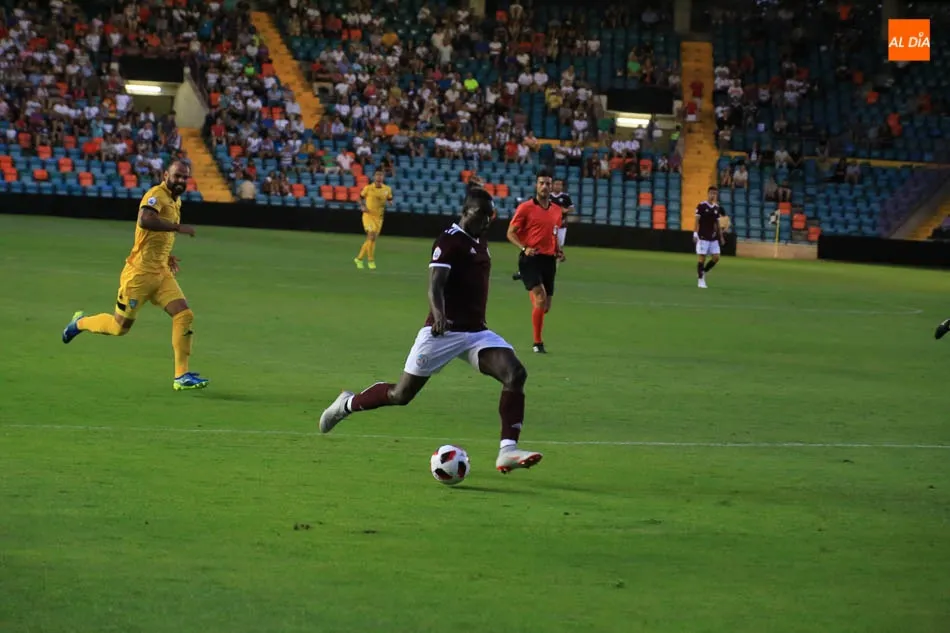Foto 6 - El Salamanca CF UDS convence en su partido de presentaci&oacute;n y golea al Villanovense (3-0)  