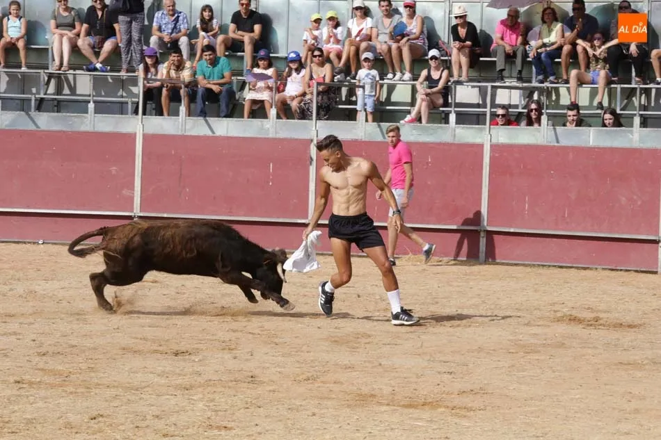 Foto 8 - Un Gran Prix multitudinario eleva la temperatura en la plaza de toros  
