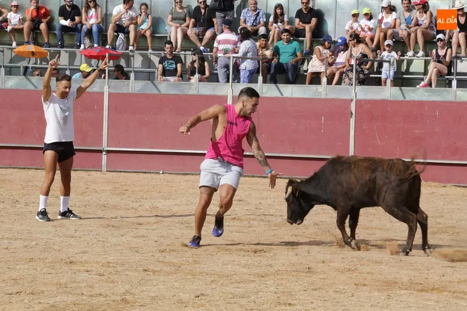 Foto 5 - Un Gran Prix multitudinario eleva la temperatura en la plaza de toros  