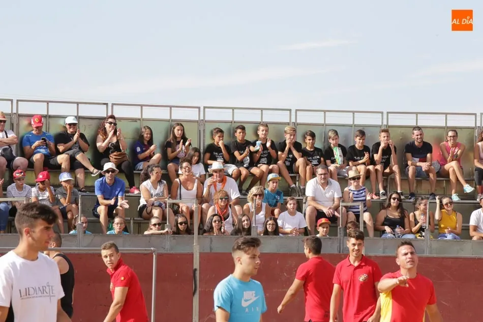 Foto 4 - Un Gran Prix multitudinario eleva la temperatura en la plaza de toros  