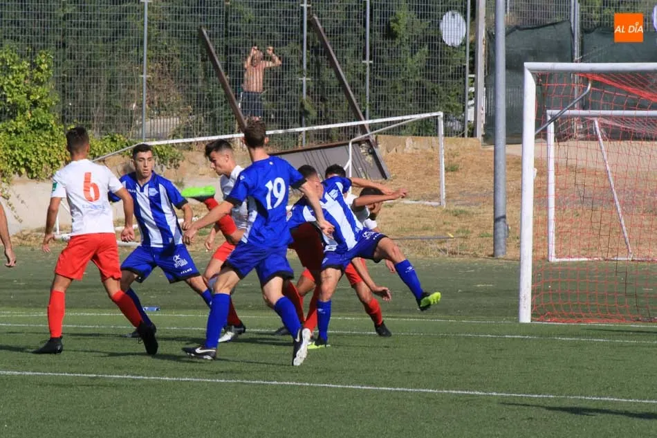 Foto 9 - La UD Santa Marta, sin definici&oacute;n, cae ante el Alav&eacute;s B en&nbsp;San Casto (0-1)  