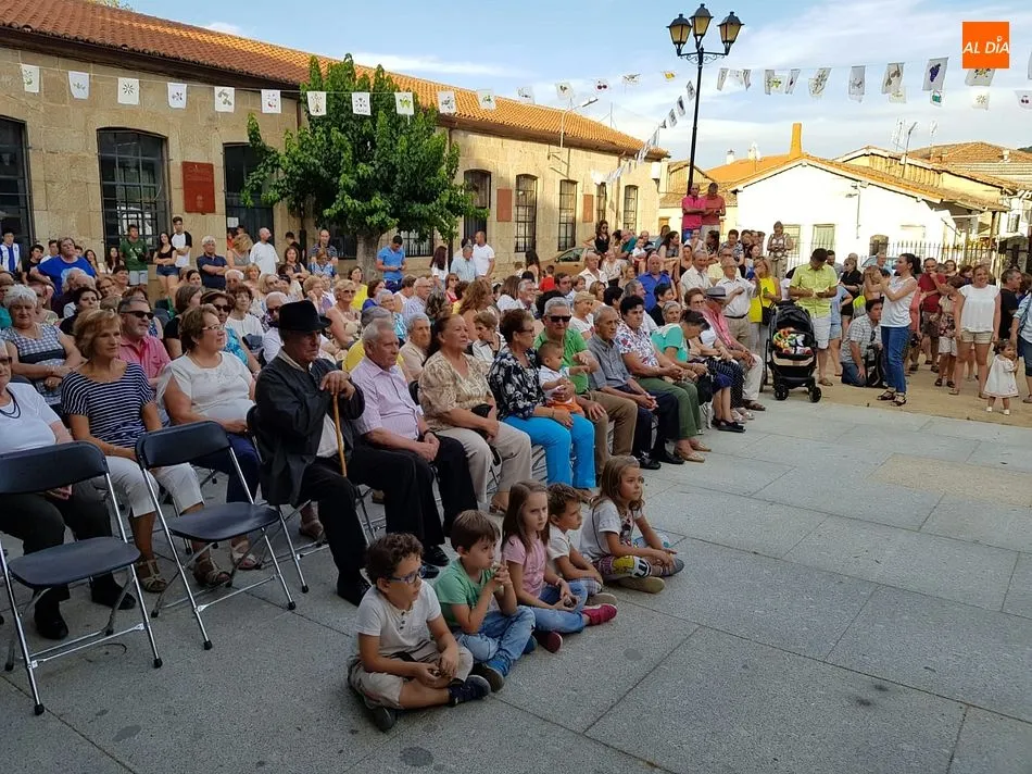 Foto 3 - Previa de los festejos al son de la gaita y el tamboril