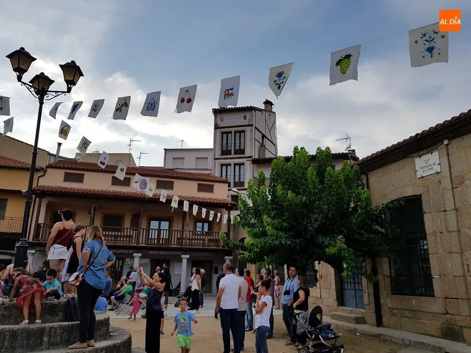 Foto 2 - Previa de los festejos al son de la gaita y el tamboril