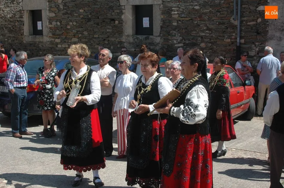 Foto 7 - Misa castellana y procesi&oacute;n para honrar a San Sebasti&aacute;n en Vilvestre  