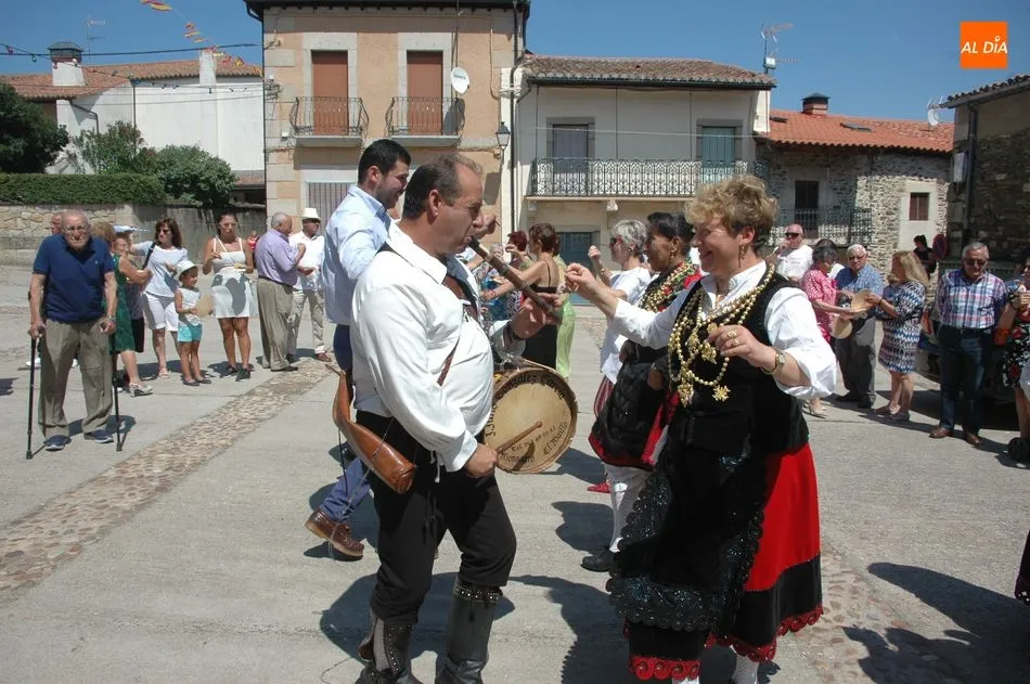 Foto 5 - Misa castellana y procesi&oacute;n para honrar a San Sebasti&aacute;n en Vilvestre  