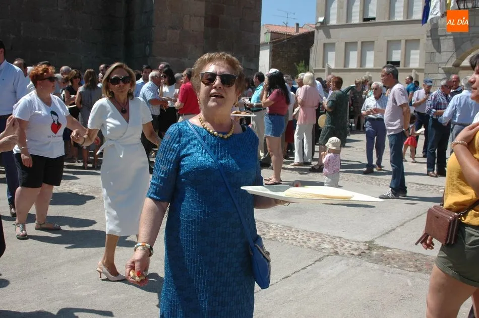Foto 4 - Misa castellana y procesi&oacute;n para honrar a San Sebasti&aacute;n en Vilvestre  