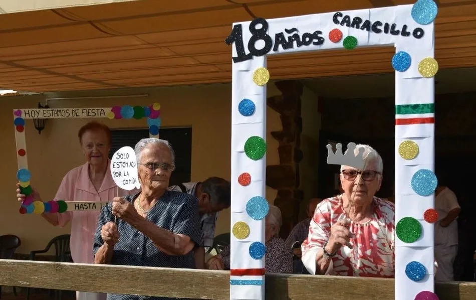 La Residencia Caracillo festeja su 18º cumpleaños  